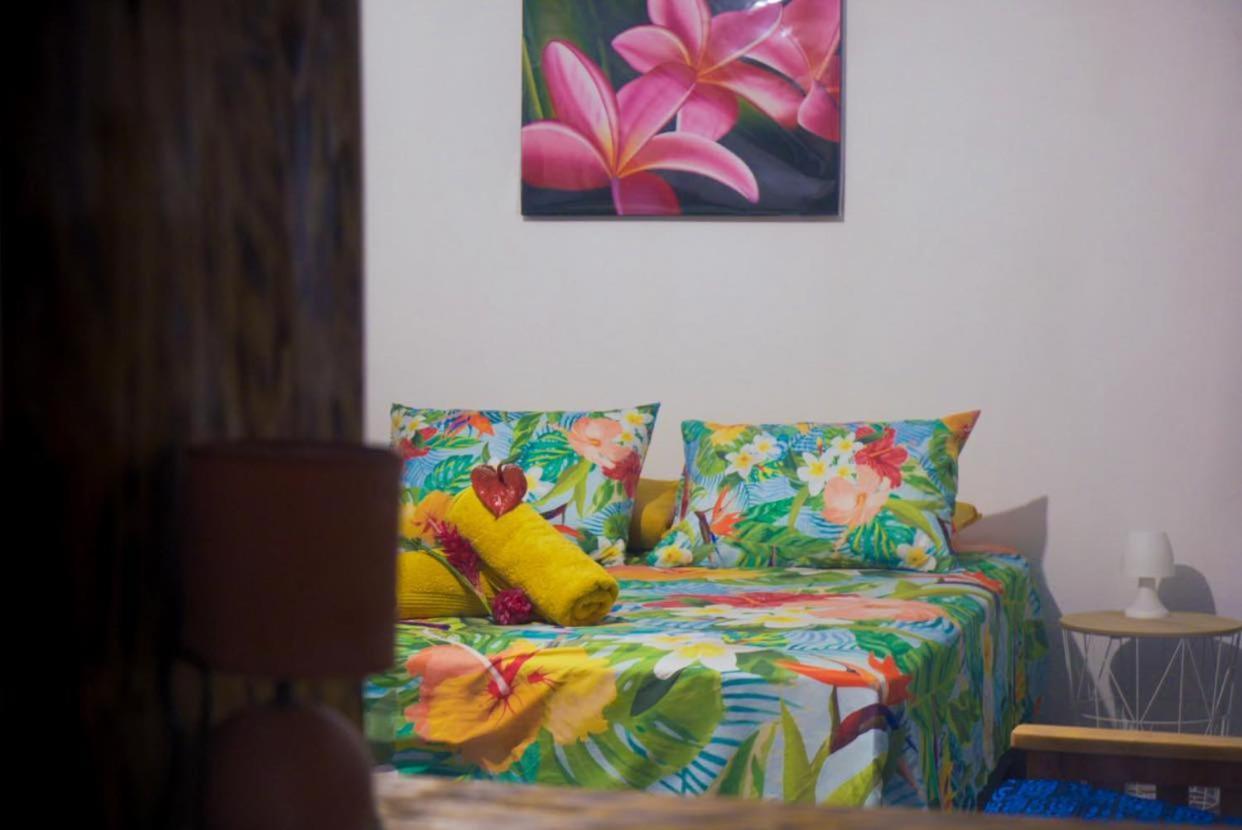 Hotel Lemon House à Maroe Extérieur photo
