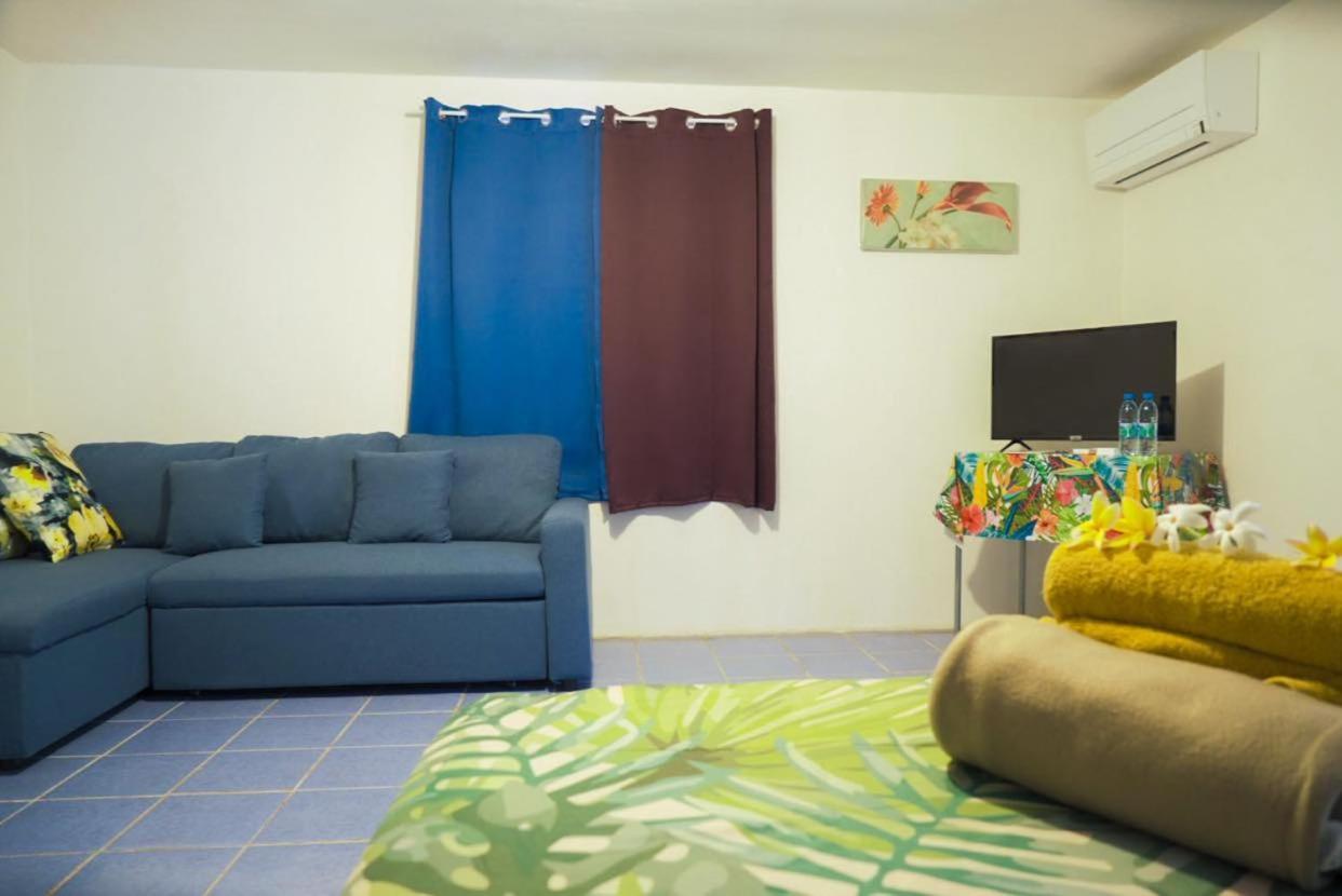 Hotel Lemon House à Maroe Extérieur photo